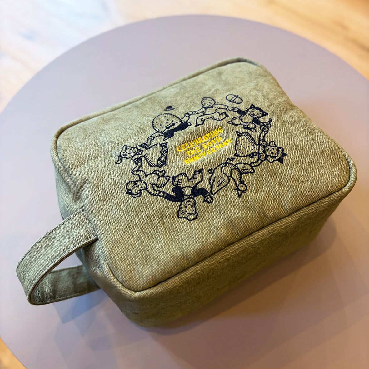 OSAMU GOODS box pouch_anniversary