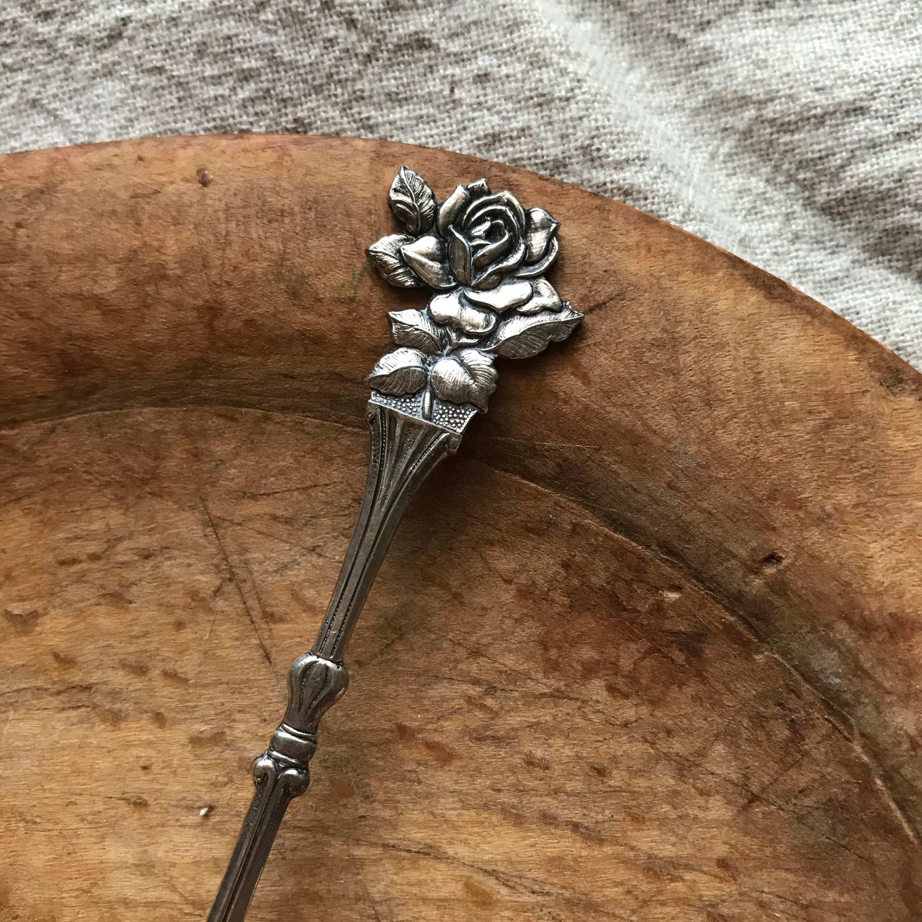 バラのティースプーン