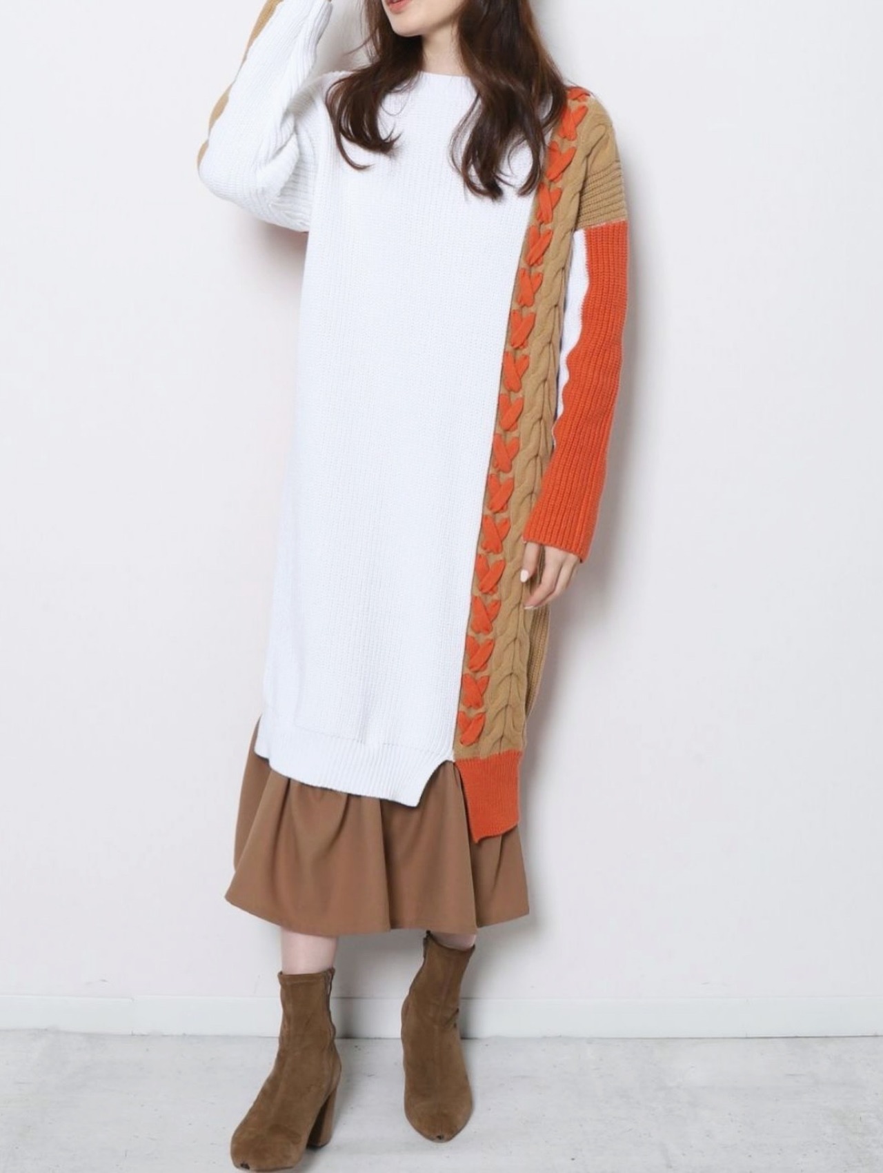 　柄編みニットワンピース