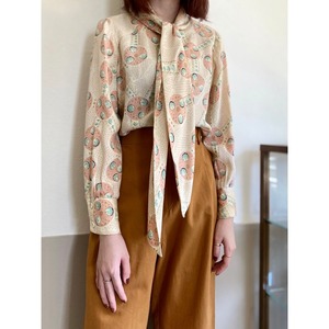 1970s Pale Tone Abstract Pattern Bow Blouse