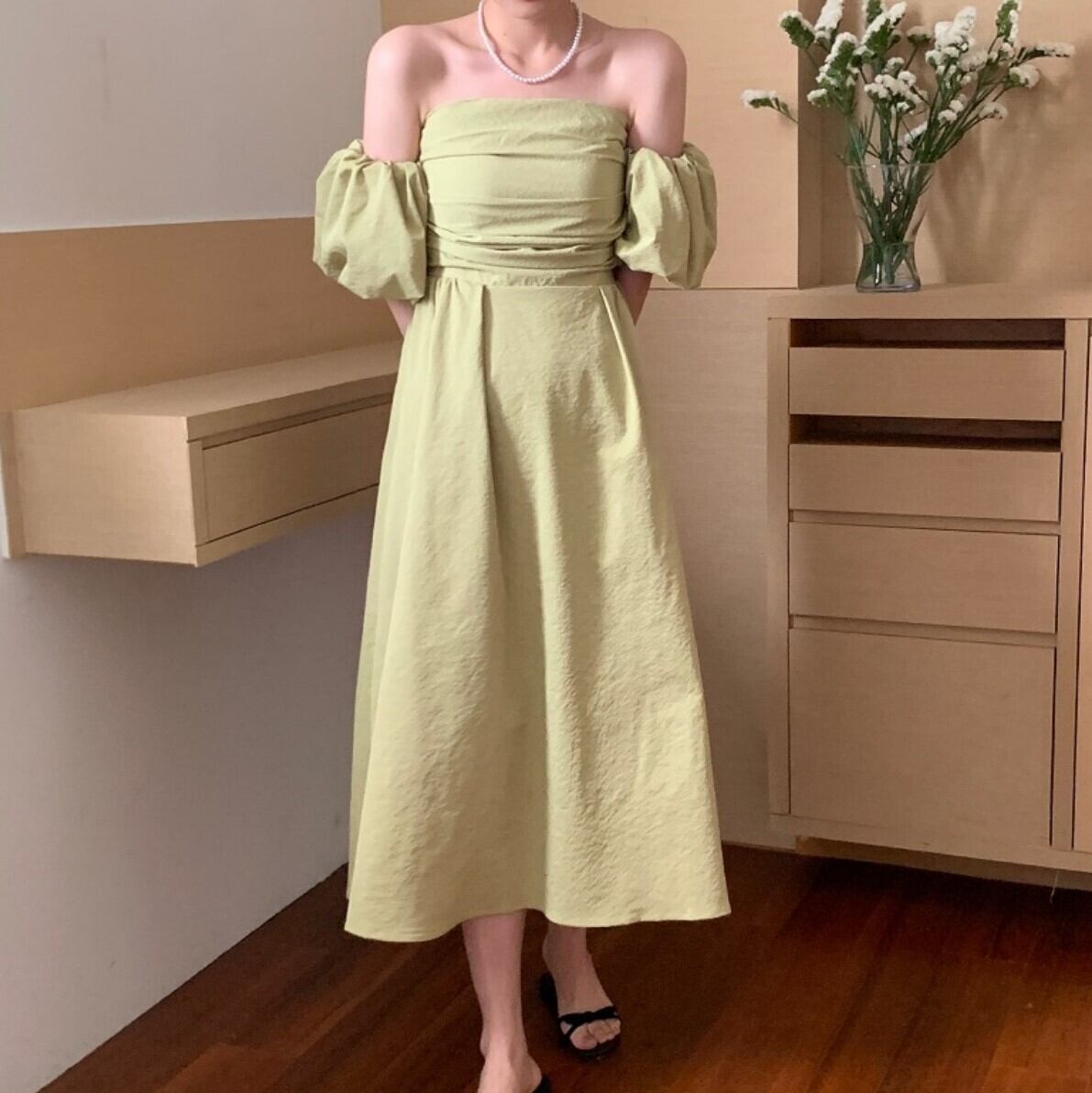 ドレス レディース パーティードレス 結婚式ドレス 二次会ドレス ロングドレス ロング ロング丈 半袖 ボリューム袖 オフショルダー オフショル Aライン エレガント 上品 清楚 かわいい 大人可愛い きれいめ シンプル おしゃれ 綺麗 お嬢様 セクシー 大人 フェミニン こなれ感 ラブリー キュート ガーリー 無地 パーティー イベント S M L オフホワイト ブラック 黒 グリーン 緑 ブライダル 結婚式 二次会 2次会 1.5次会 お呼ばれ 10代 20代 30代 二の腕カバー モテ 送料無料