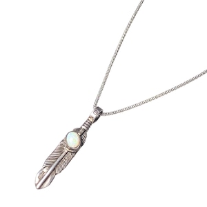 vintage silver feather pendant necklace set with Opal