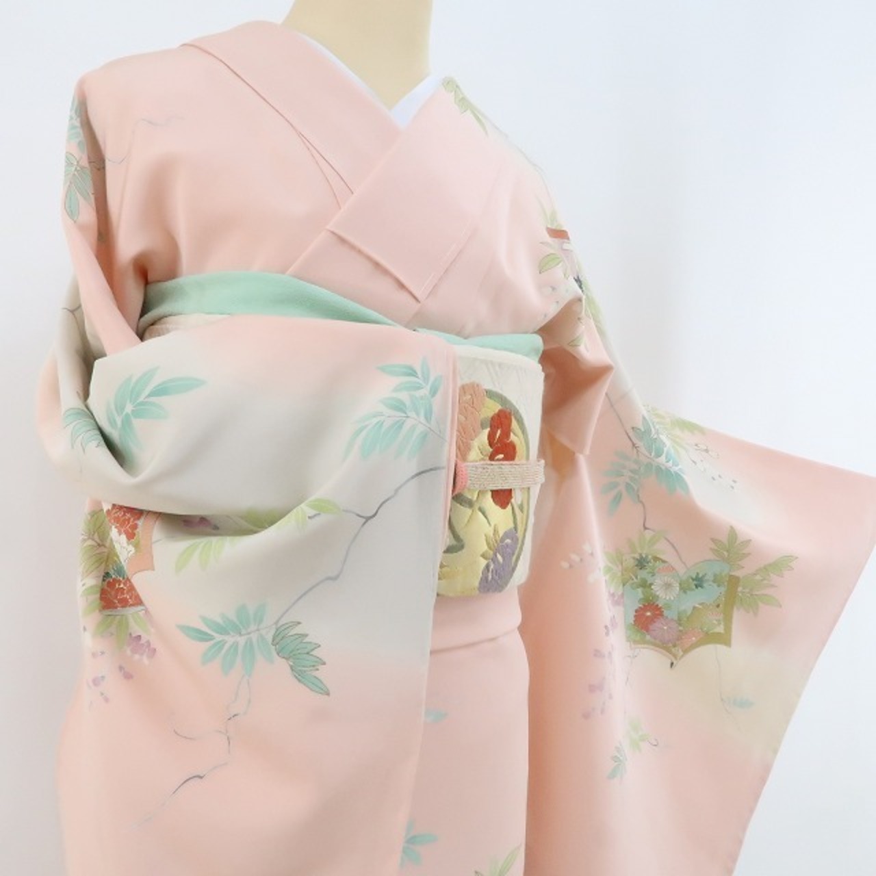新品 手描き友禅 金駒刺繍 着物“人それぞれの心の景色…和に触れて 