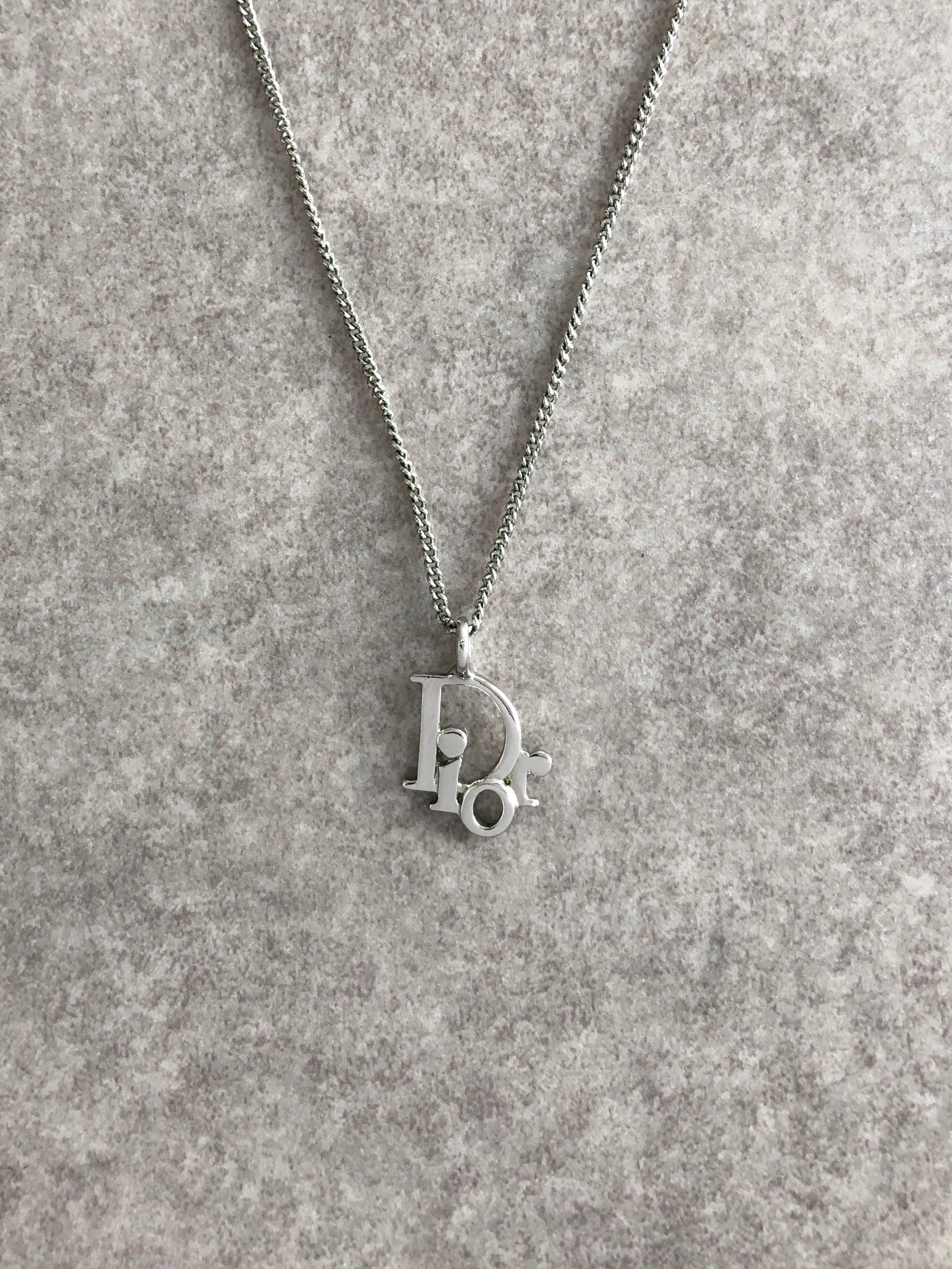 Christian Dior クリスチャン ディオール ネックレス シルバー DIOR