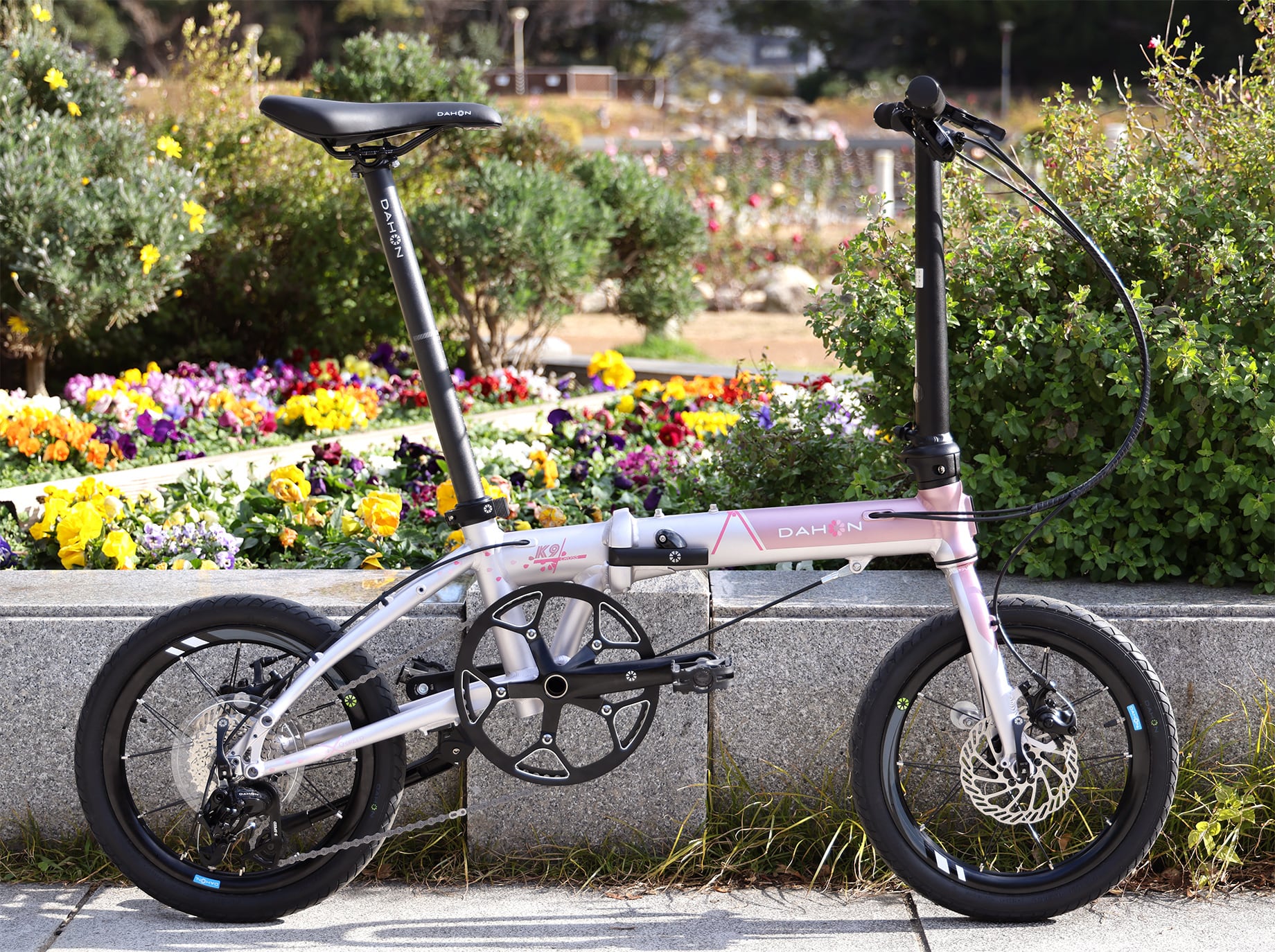 DAHON K9X 同等 ★ 超軽量【8KG】★Tiagra 10速 クリア塗装 DAHON K9X ピュアリティーピンク 【2026限定モデル】 | LORO ONLINE STORE
