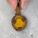 気分を明るく切り替えたい時に。ゴールデンフローライト×本革レザー丸玉キーホルダー　黄色/天然石［P-192KH］
