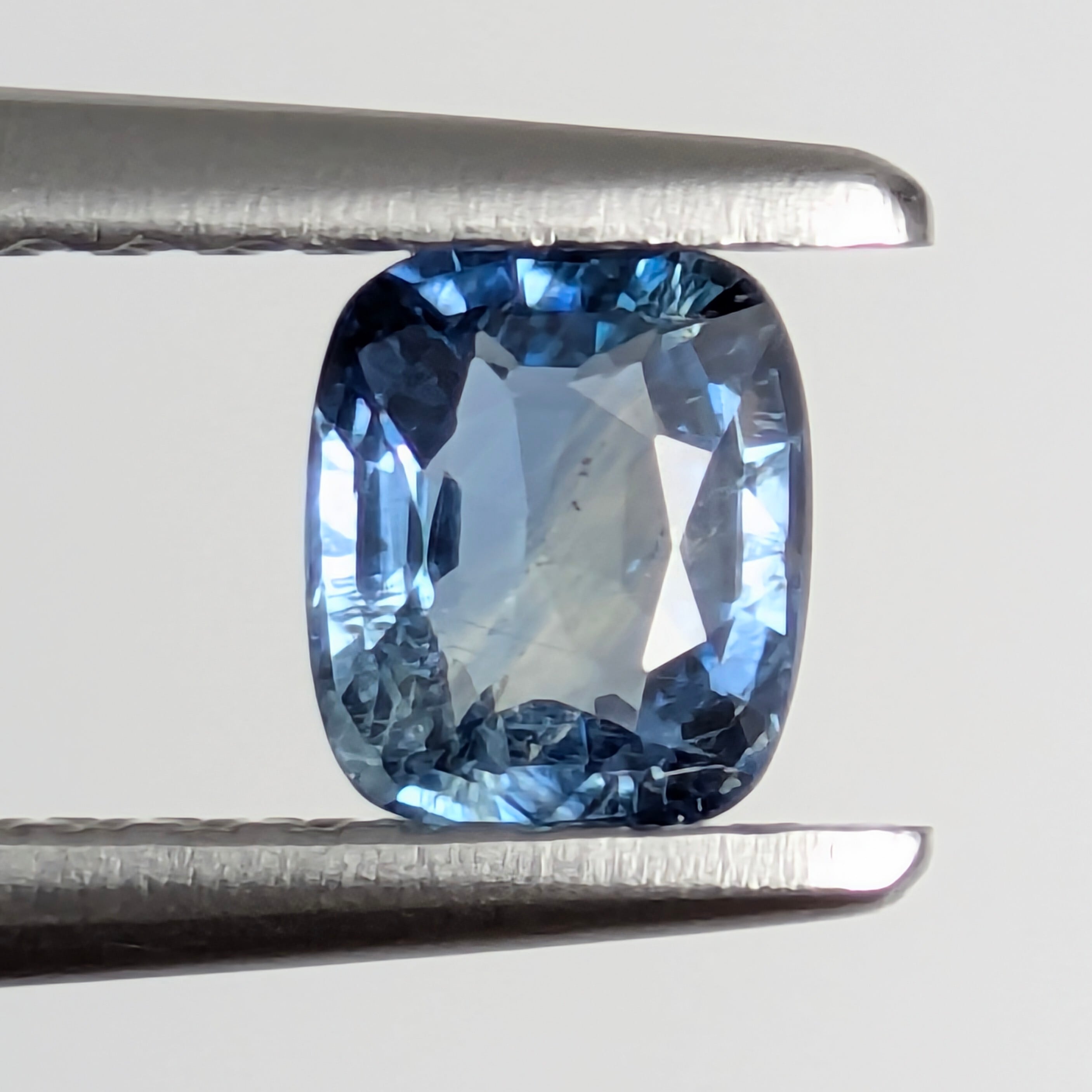 非加熱サファイアルース 【0.43ct】 PRO208315 | Gem's Subculture