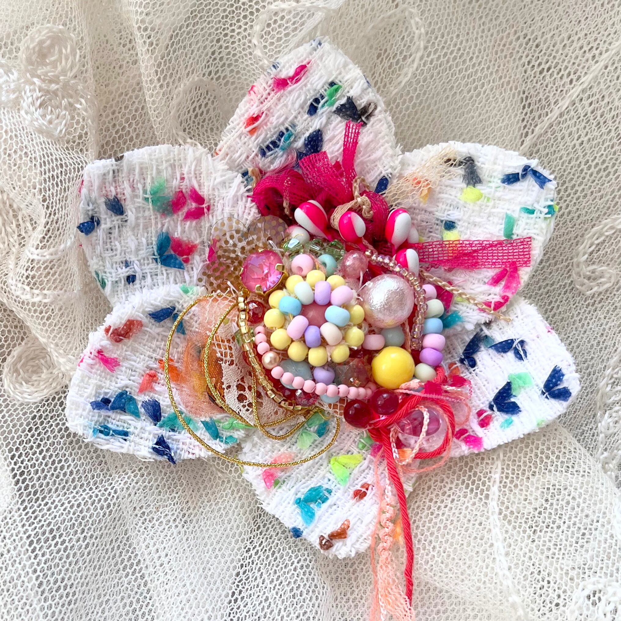 ビーズ刺繍アート 作品集 