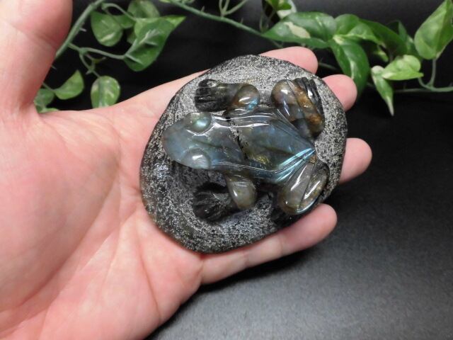 【送料無料】【高品質】ラブラドライトカエル　no.1