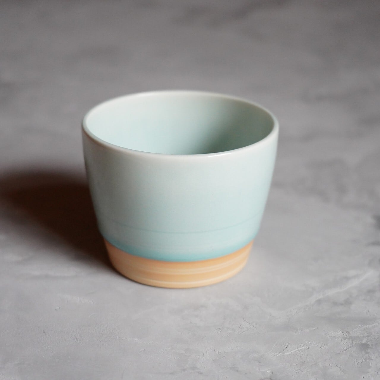 【土井雅文】青磁線文猪口(大) 11