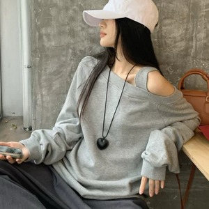 【送料無料】セーター ロング丈 ゆる 長袖 ラウンドネック Aライン フレア プルオーバー 無地 かわいい 大人可愛い 大人女子 こなれ感 シンプル カジュアル 大人 おしゃれ お洒落 ラフ コンサバ ガーリー デート お出かけ お茶会 女子会 休日 授業参観 春 30代 40代 女性用 レディース 着回し プチプライス デイリーユース ファッション オフショルダー スタイル 楽ちん 定番アイテム 着痩せ 垢抜け グレー ニュアンスカラー