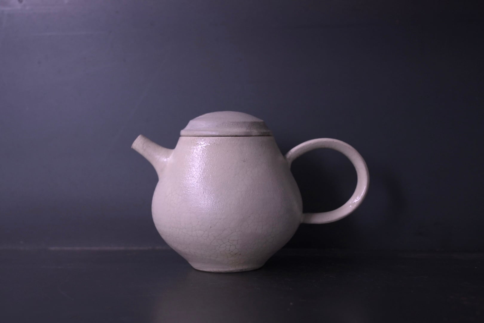 七理摩弓 日々手粉引急須.