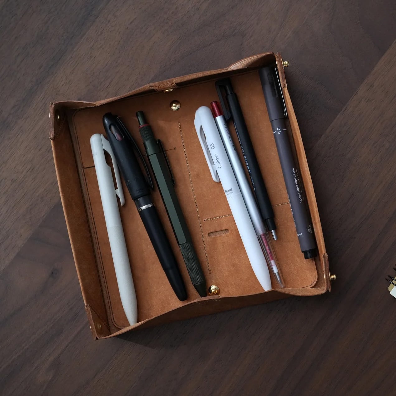 Plows/プラウズ】dritto Pen roll L (ネロ) | 590&Co.