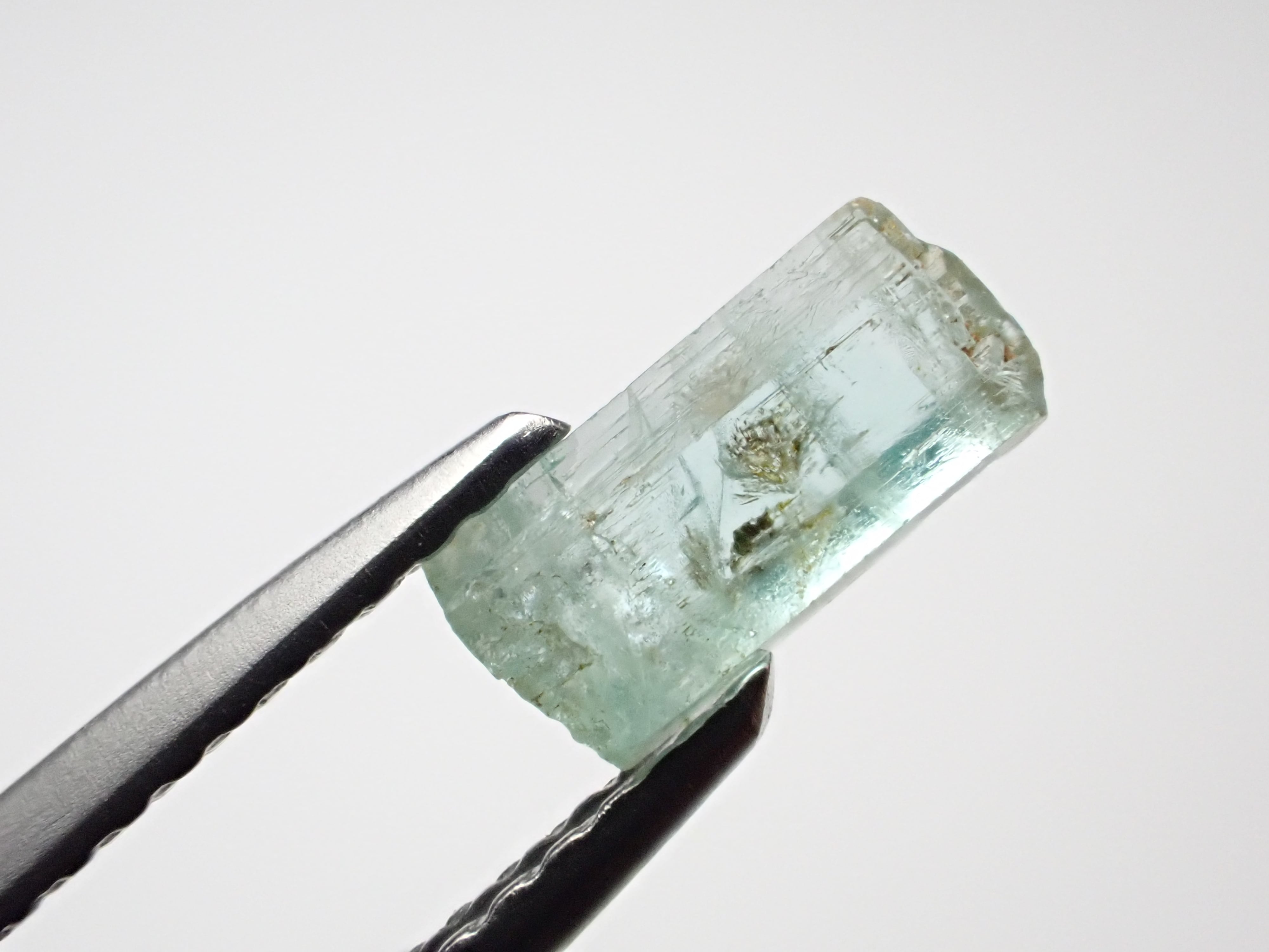 グリーン　ベリル　原石　鉱物　標本　天然石　緑柱石　石　パキスタン産 ベリル（緑柱石） | MineralQuest