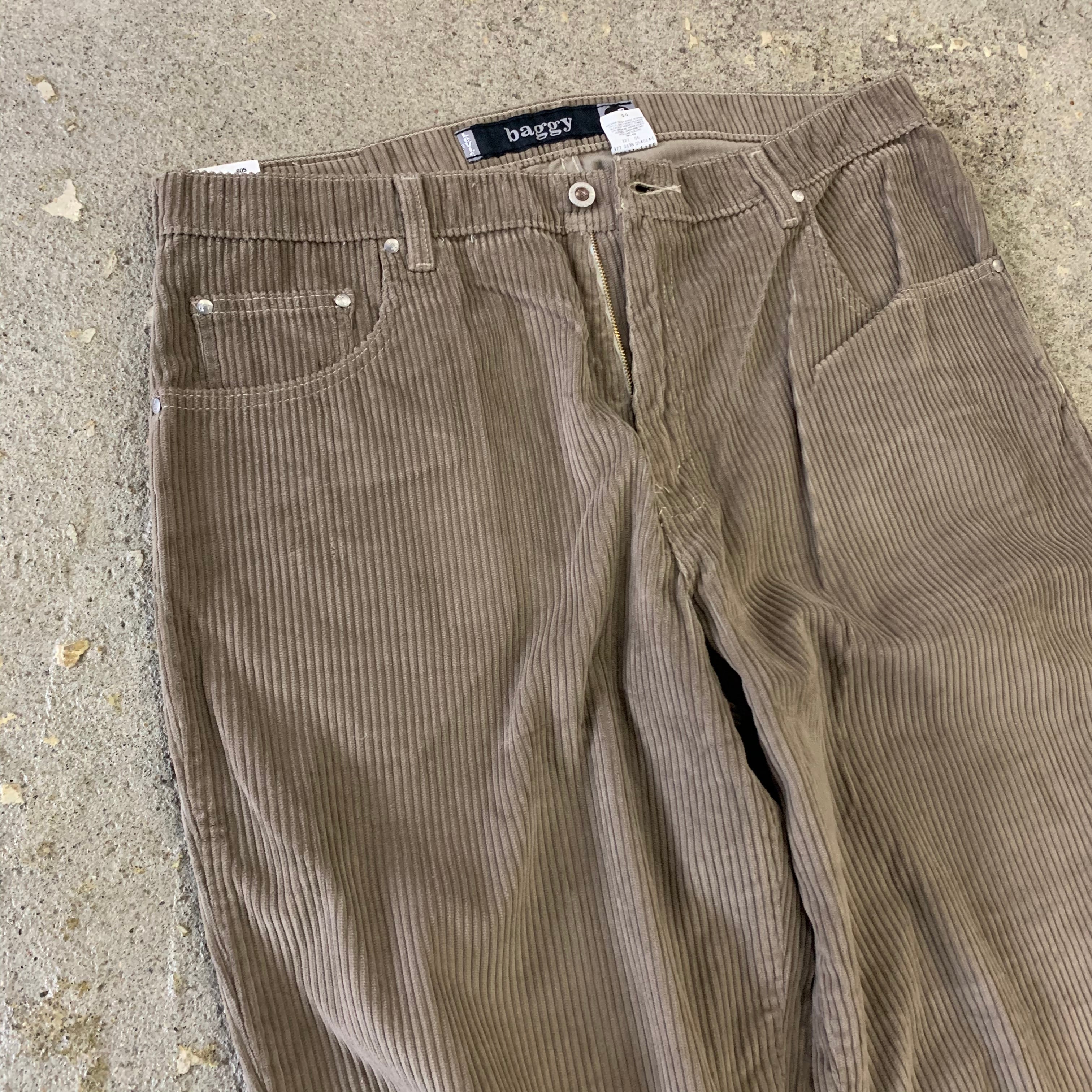 dead stock!!90s Levis silvertab corduroy pants | What