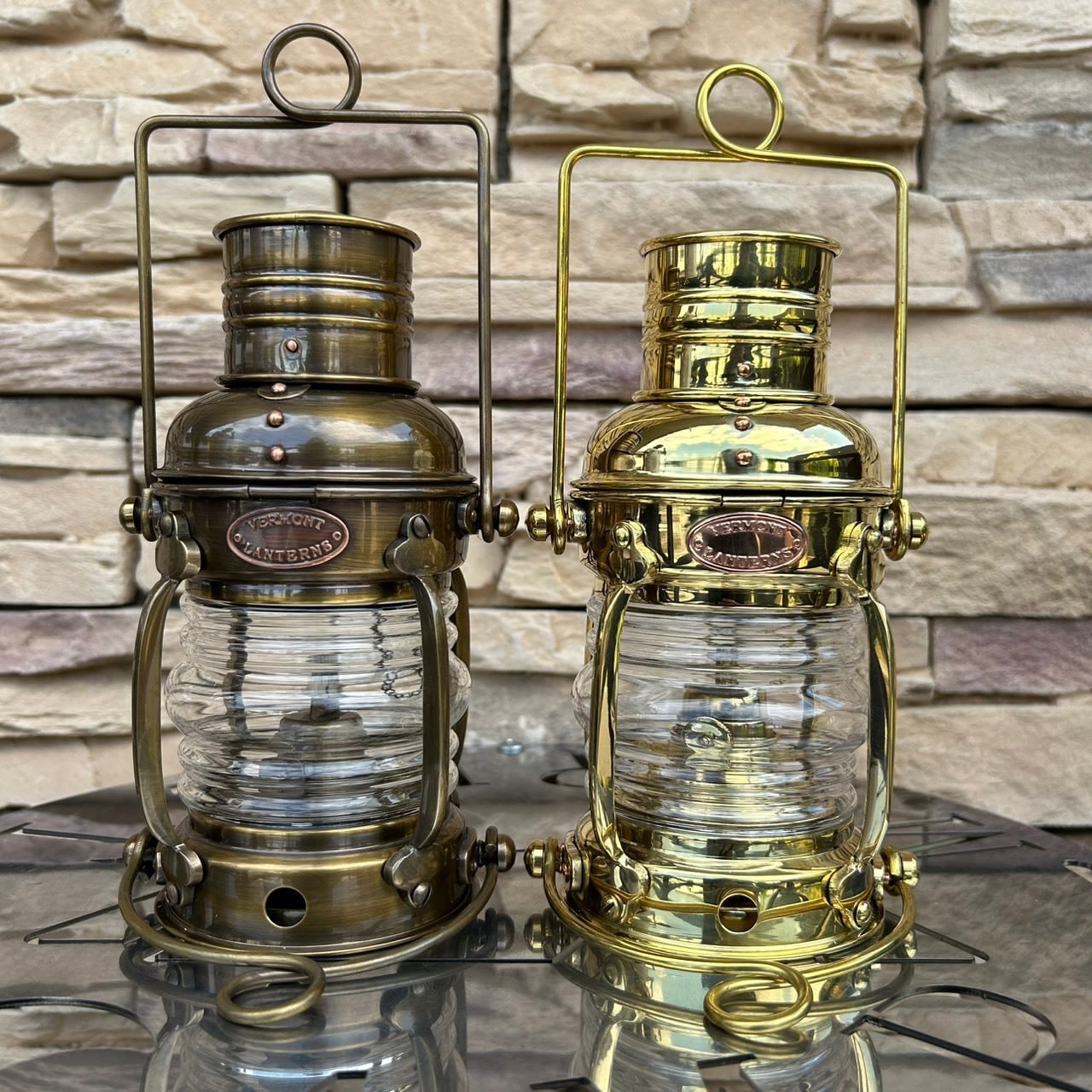 【 Vermont Lanterns バーモントランタン】『 Mini Ship's Oil Anchor Lantern ( シップオイルランタン ミニアンカーランプ ) 』