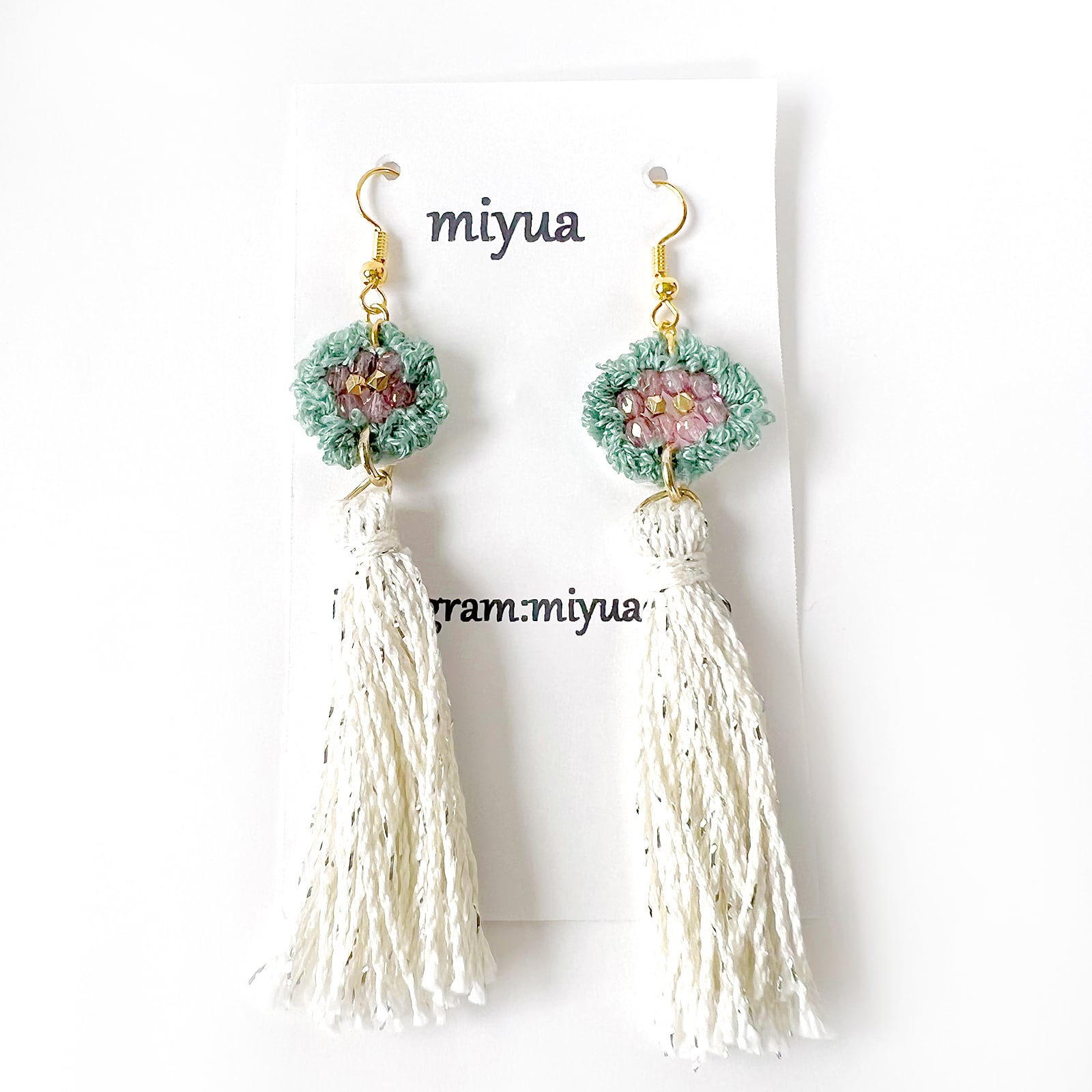 miyua タッセルピアス（ラメホワイト） | Rocca store ＊ ロッカストア