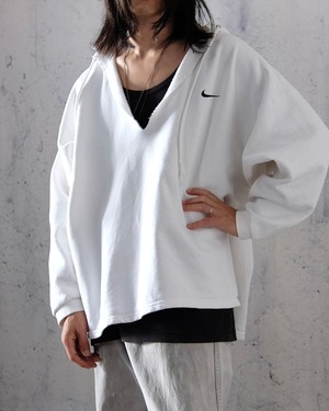 "NIKE" front V hoodie sweat