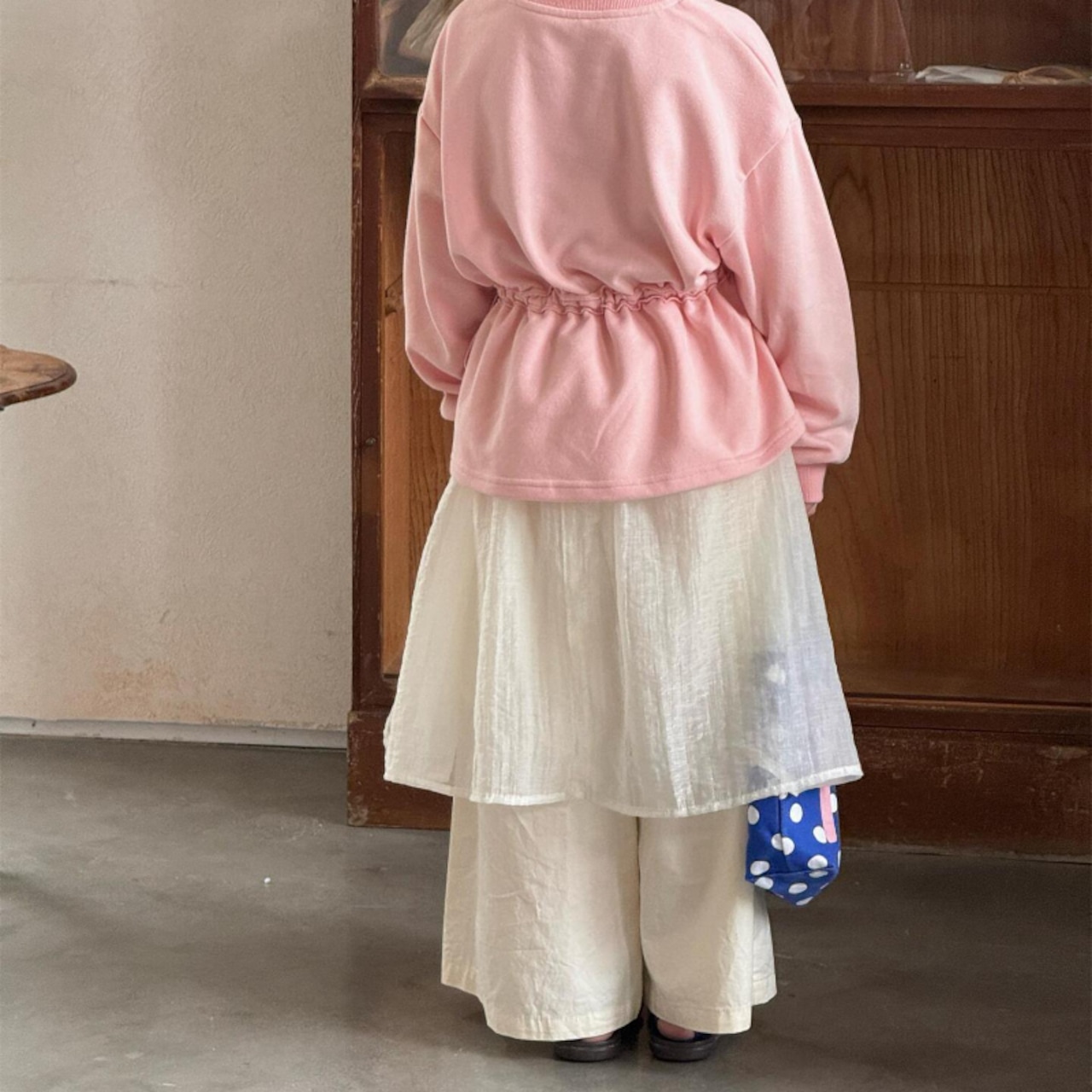 春アリスプリントくびれトレーナー