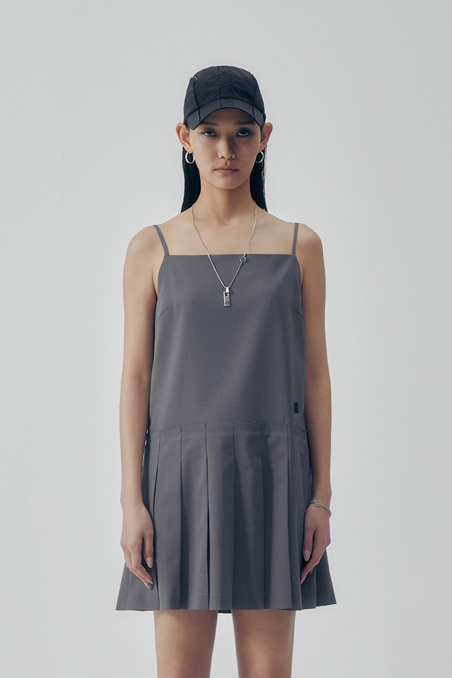 [TREEMINGBIRD] Apron Pleated One-piece [ Gray ] 正規品 韓国ブランド 韓国通販 韓国代行 韓国ファッション TRMNGBD tmb TREEMING BIRD 日本 店舗