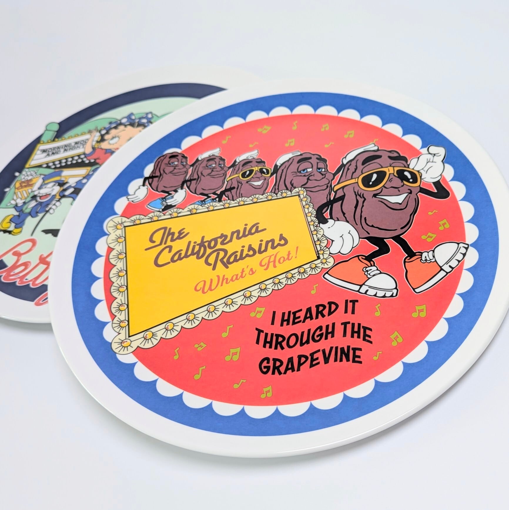 【 MELAMINE PLATE ( メラミンプレート ) 】『 カリフォルニアレーズン 』 メラミン製プレート / 食器〚アメリカン雑貨 アメトイ〛