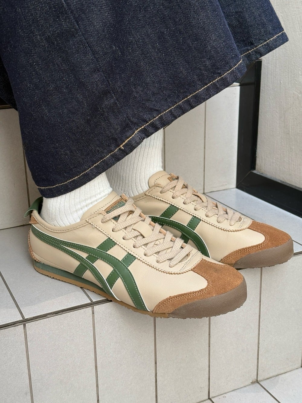 Adidas アディダス シティー シリズ トリエステ GX0712 City Series
