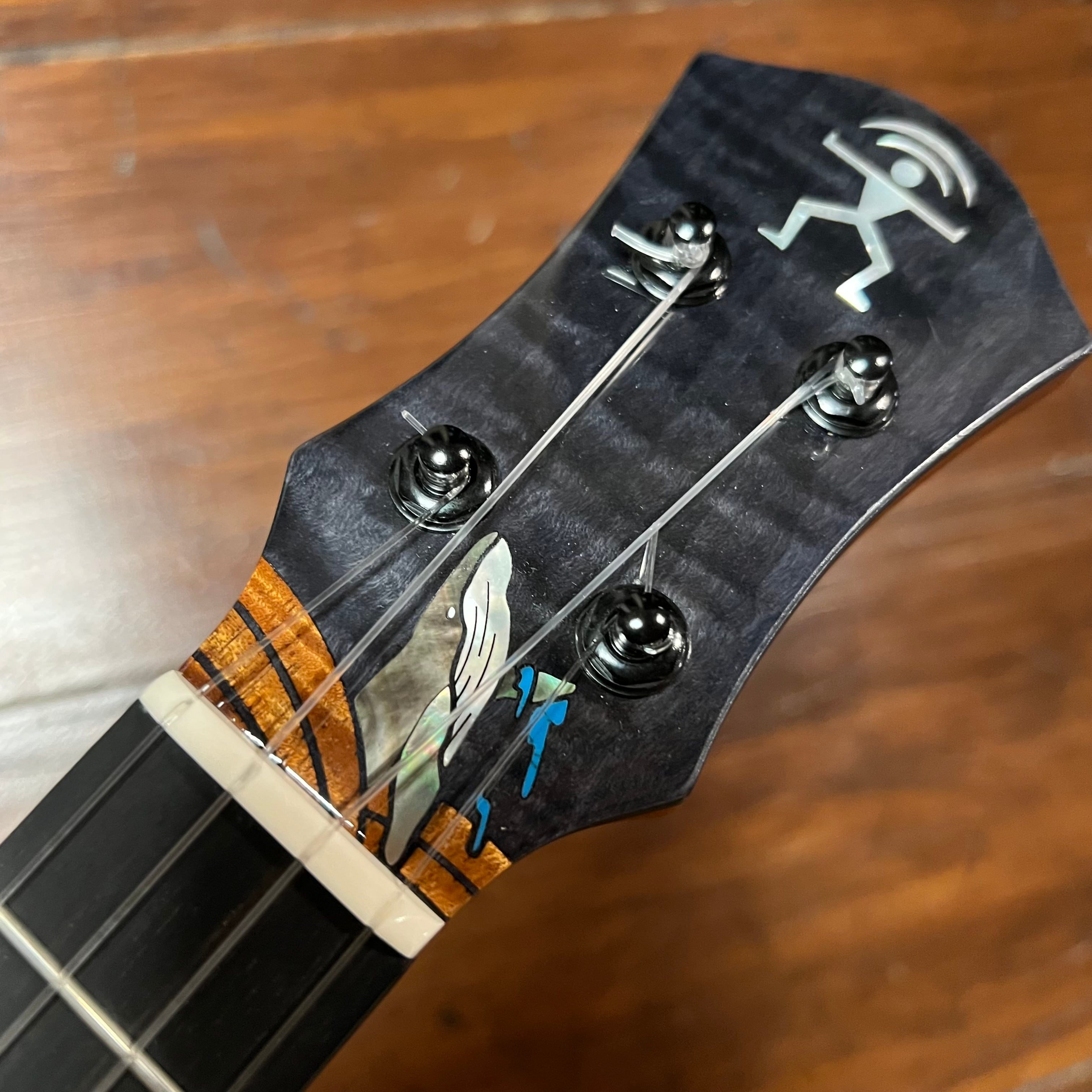 中古 調整済 aNueNue テナーウクレレ aNN-BWhaleE | UKULELE DARUMA