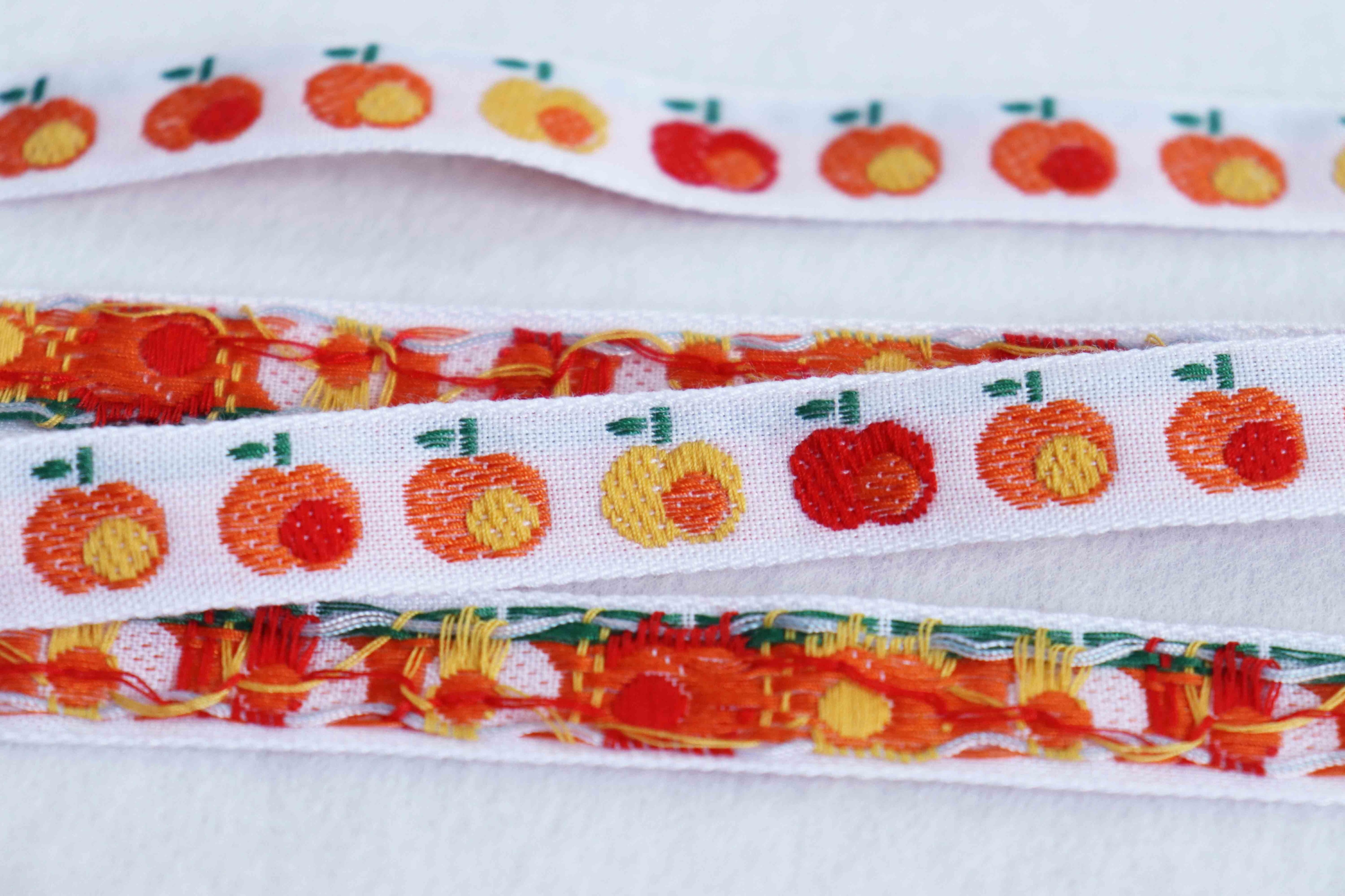 全3色 りんご 12mm幅 チロルリボン | レピヤンリボン