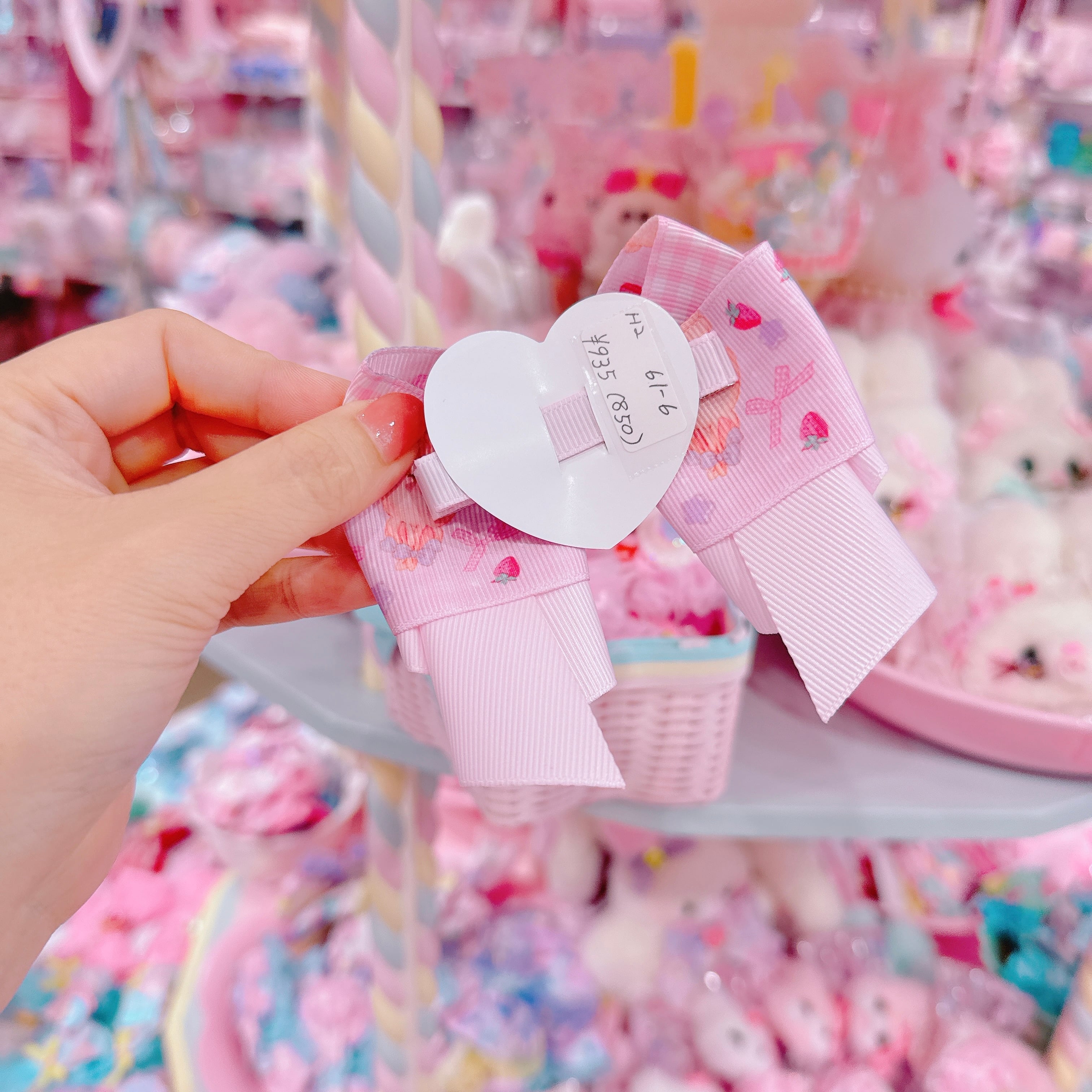 【H2】61-6ヘアクリップ