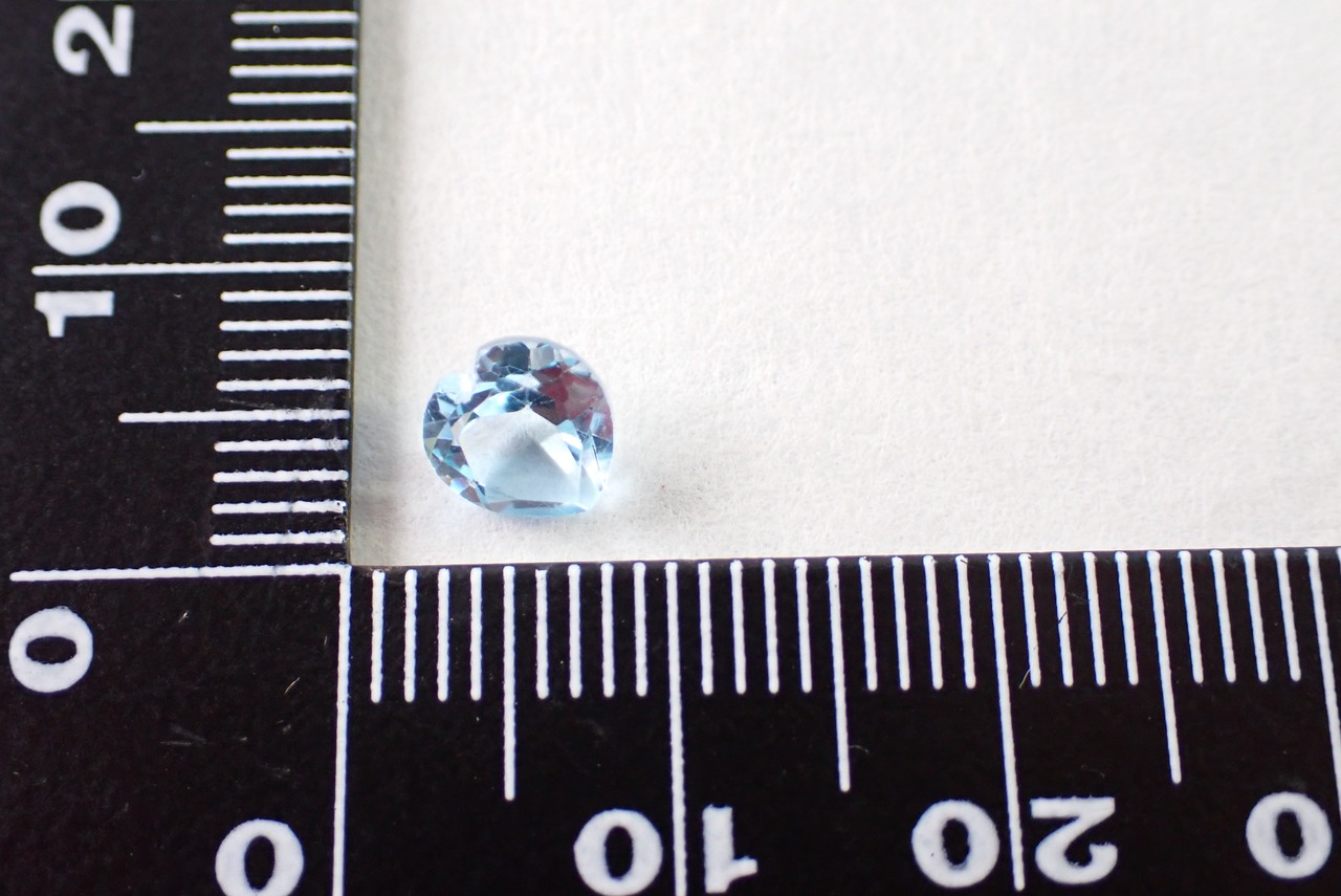 ブルートパーズ(ハートカット)　1.03ct　[C4‐92]