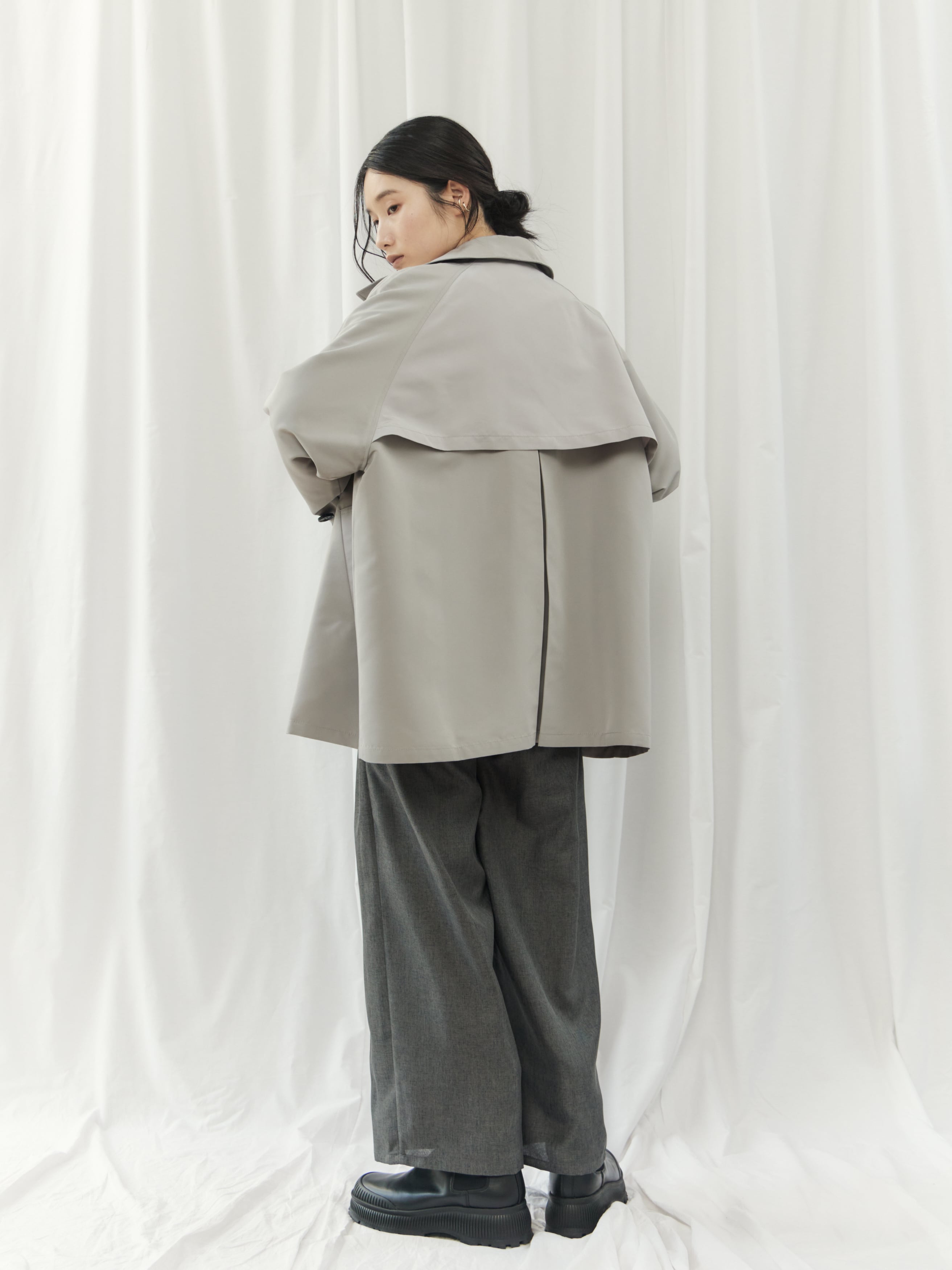 BICOLOR SHORT TRENCH COAT（ﾊﾞｲｶﾗｰｼｮｰﾄﾄﾚﾝﾁｺｰﾄ）【3676100】 | CIEL'AIR