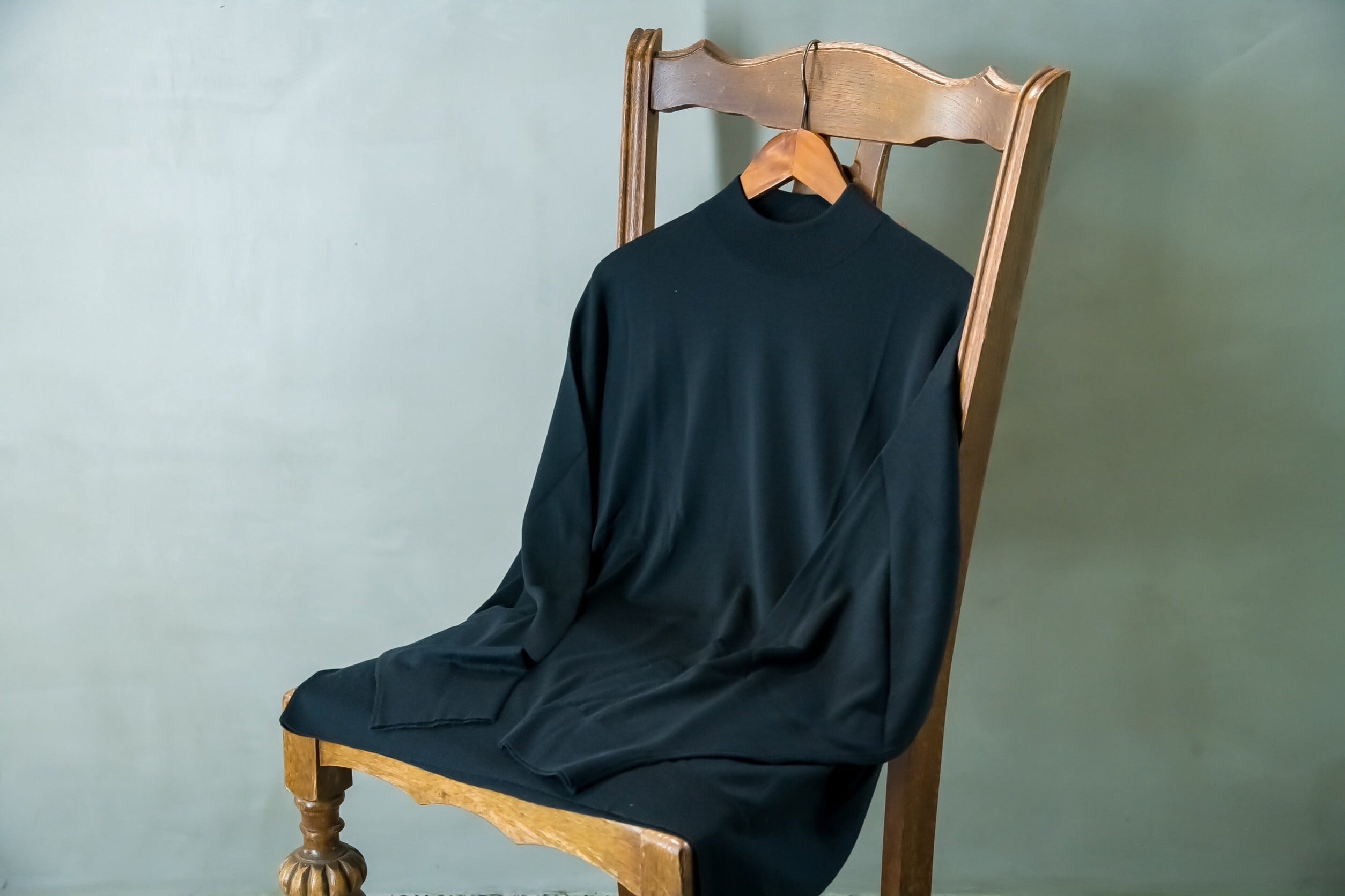 SHINYA KOZUKA×JOHN SMEDLEY モックネックニット | NOUVEL des HIOC