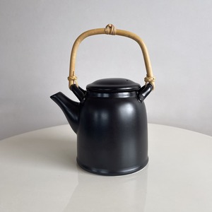 90s bamboo handle teapot