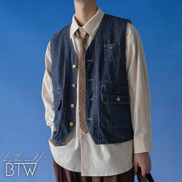【韓国メンズファッション】ヒッコリーデニム生地ジレ ベスト Vネック ポケット 個性派 ロゴプリント BW2126