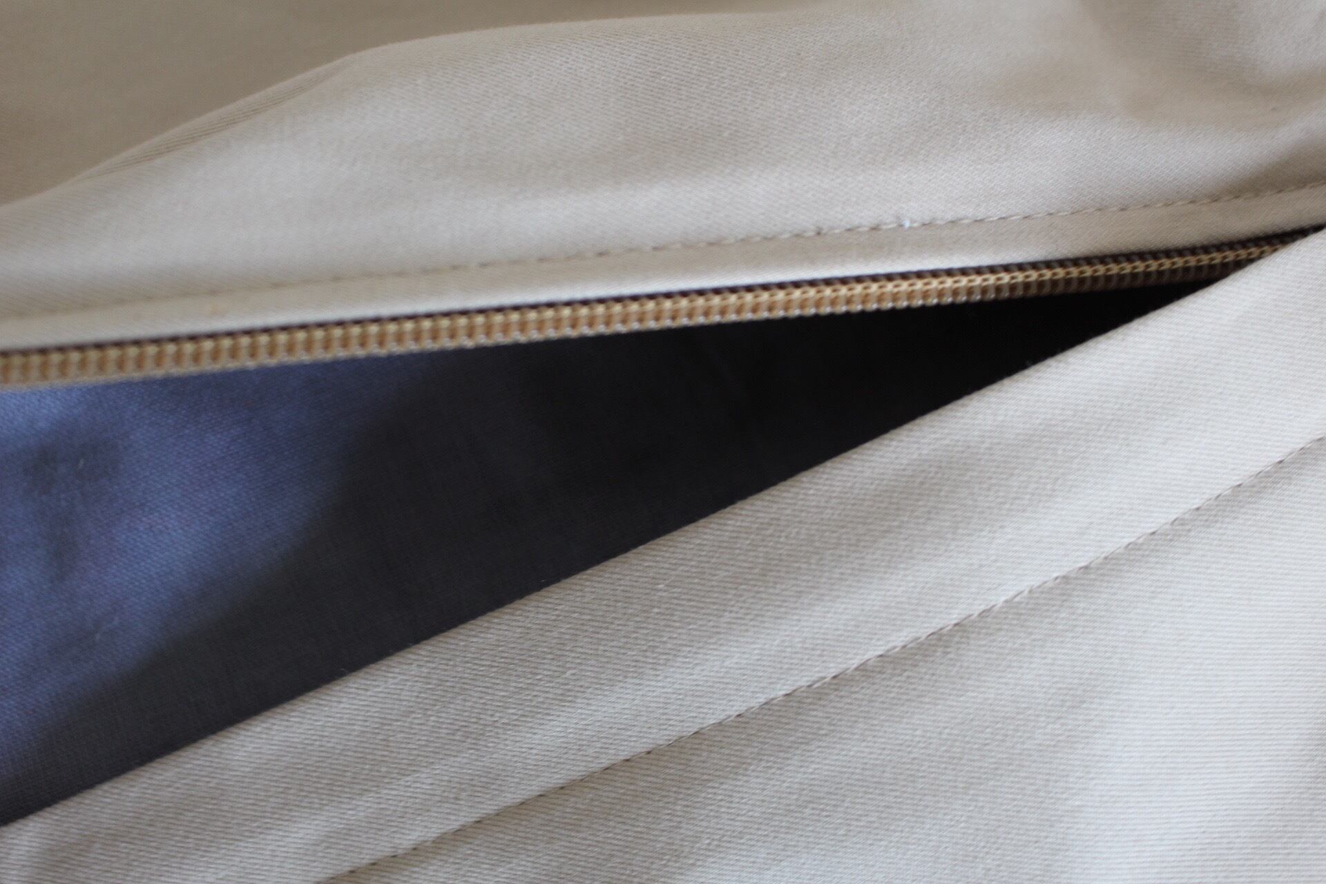 カイセリのオールドキリムのクッションカバー | キリム923