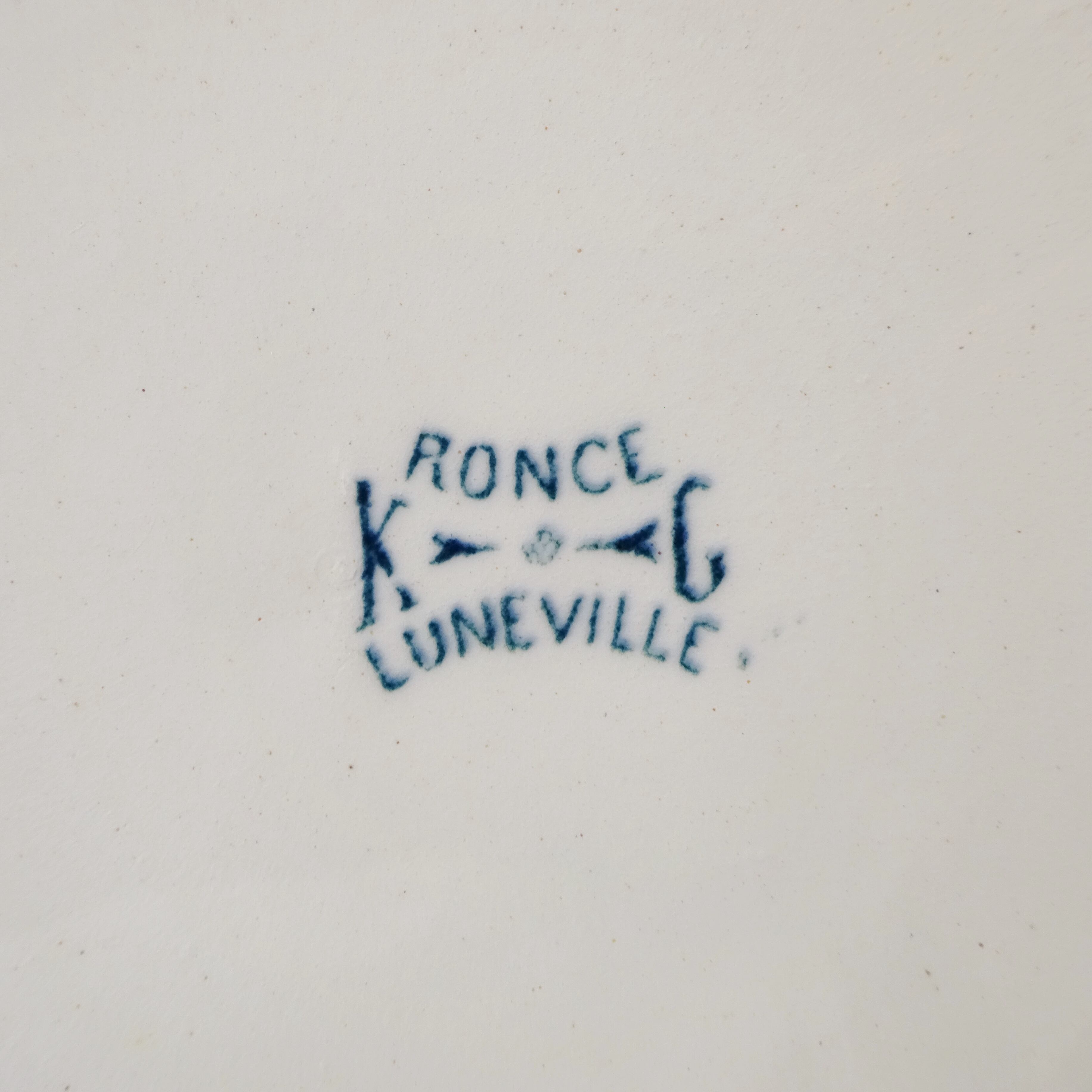 【 Épuisé 】KG Lunéville  modèle《RONCE》Assiette creuse