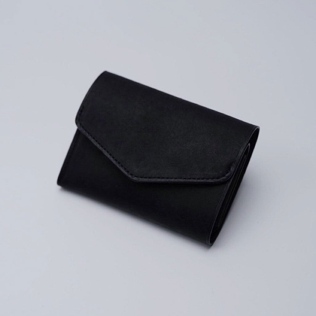 ORIONIS ブラックミニ財布(Compact Trifold Wallet) Compact Trifold Wallet MARGOT | ORIONIS