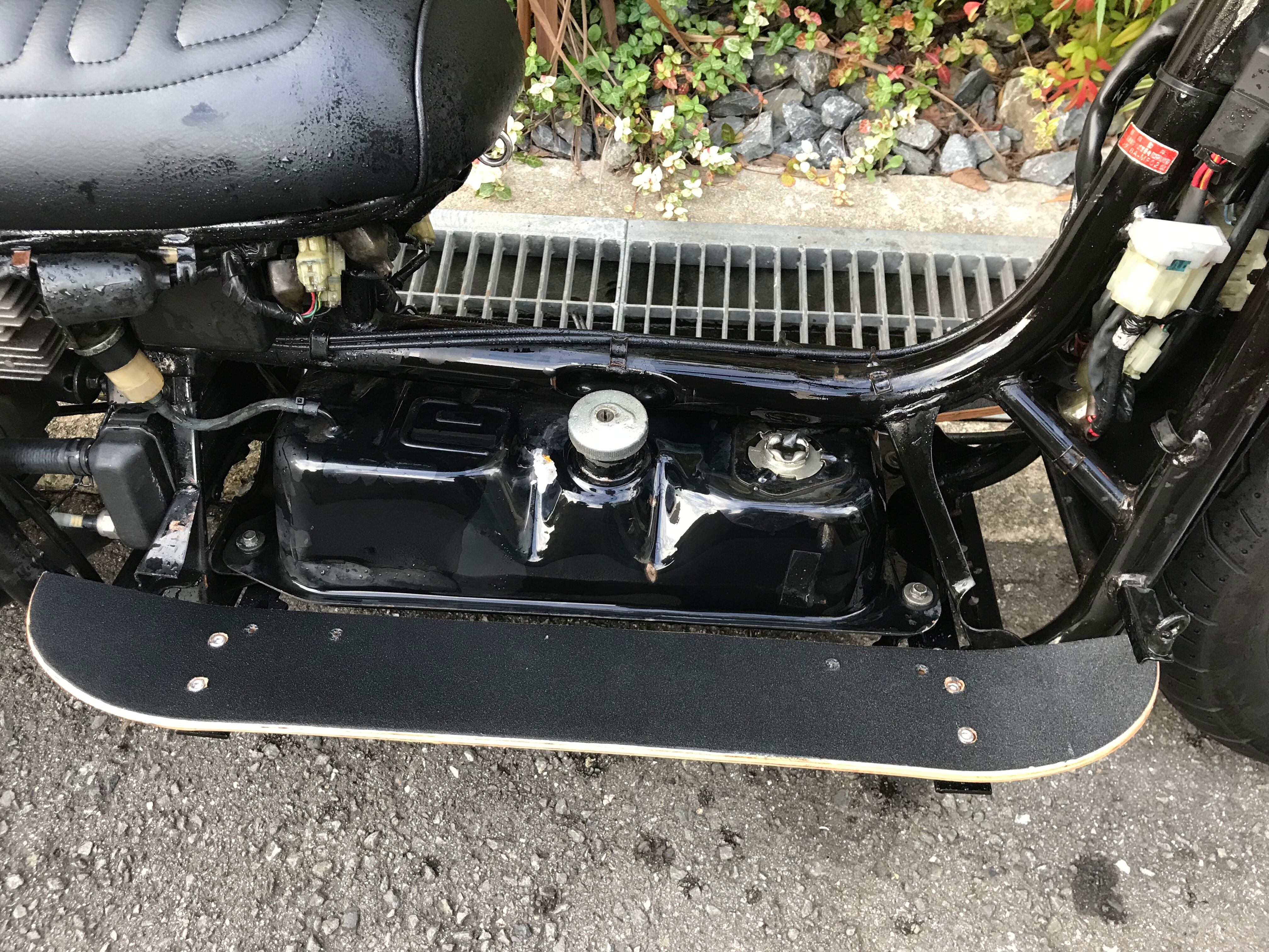 中古車 フュージョン ネイキッドカスタム ハンドブレーキ化 個性的な一台 快速スクーター - 画像4