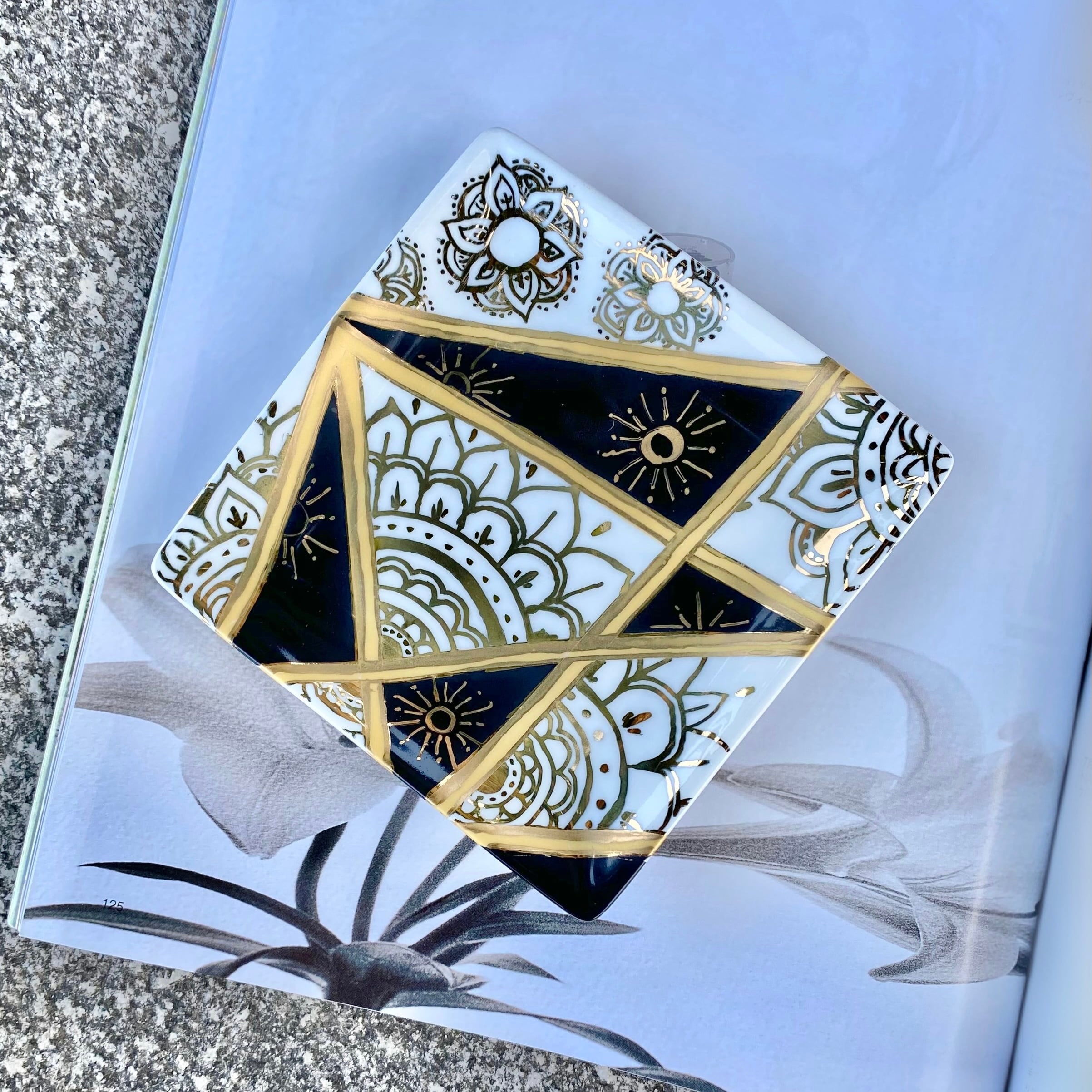 曼荼羅アート スクエアプレート | BRANCHEE BRANCHE