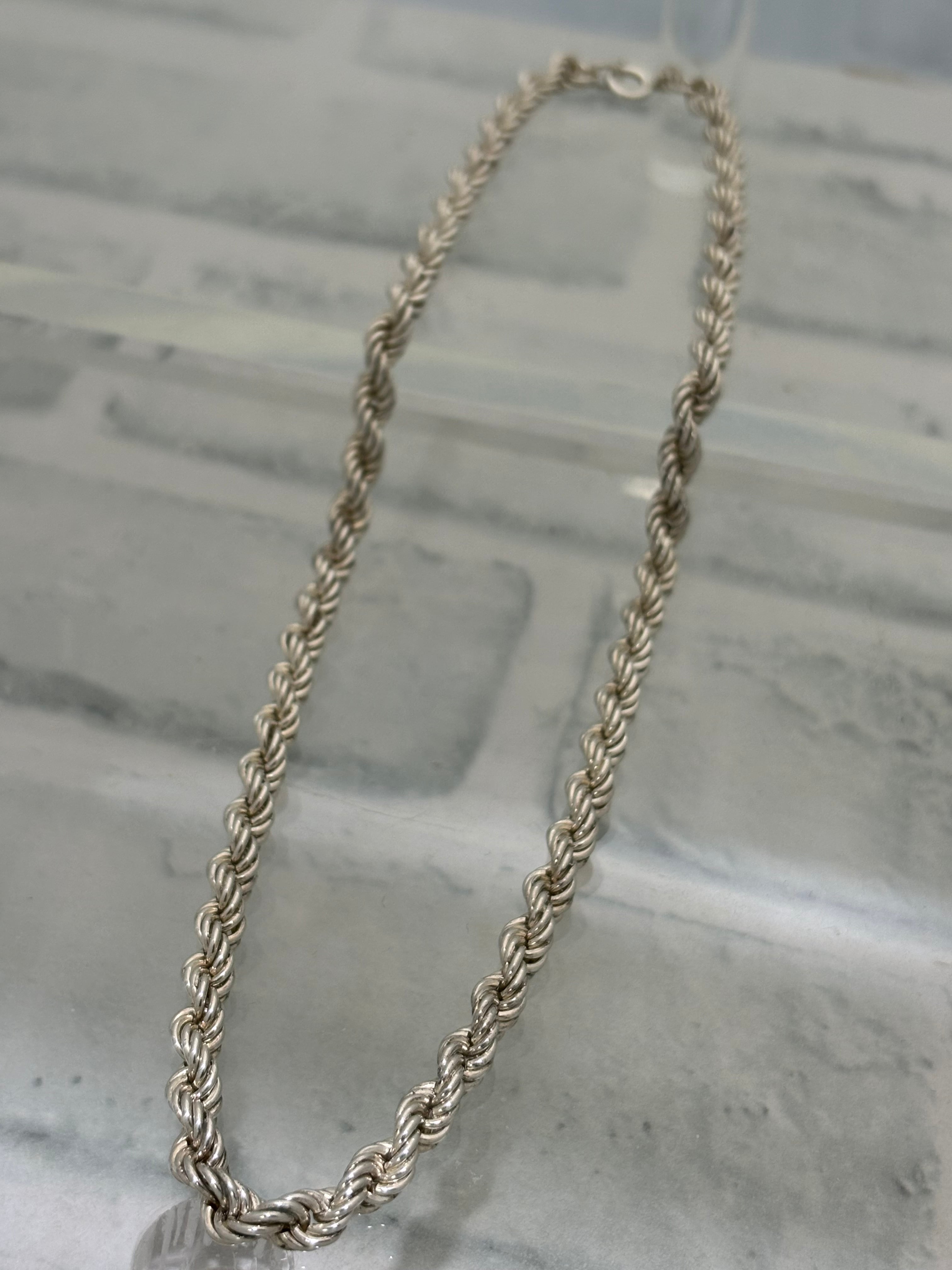 ヴィンテージ　イタリアンシルバー　ロープチェーン　ネックレス　ティファニー元ネタ ヴィンテージ イタリアンシルバー ロープチェーン ネックレス