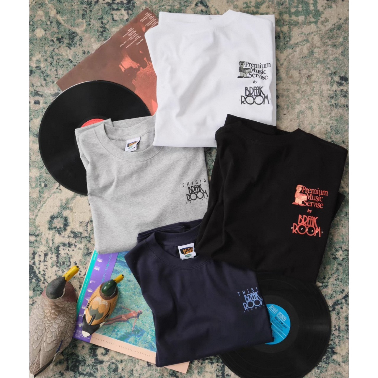 Break room records logo tee 1484 - 11