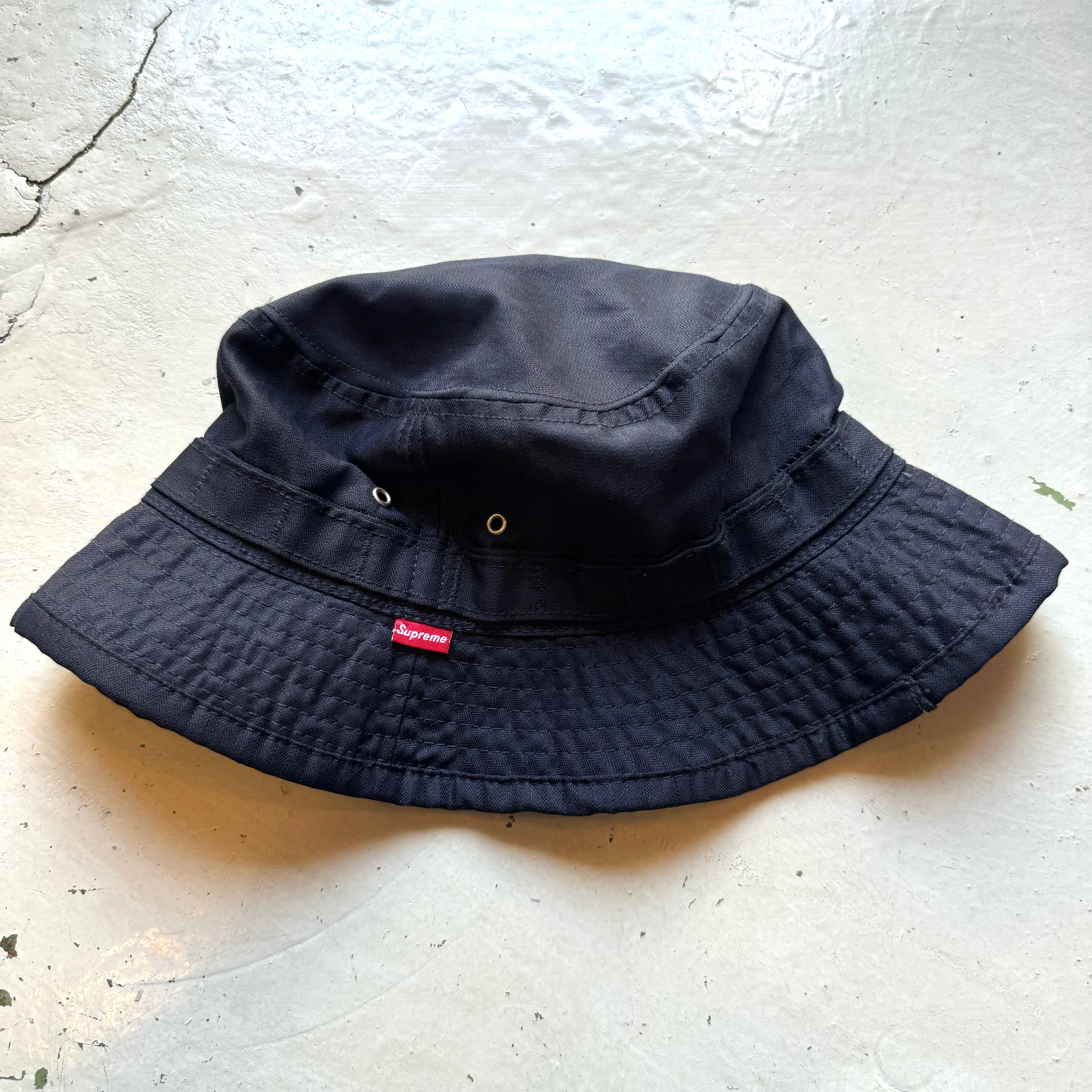 AprilroofsSupreme Vintage Bucket Hat TGC3