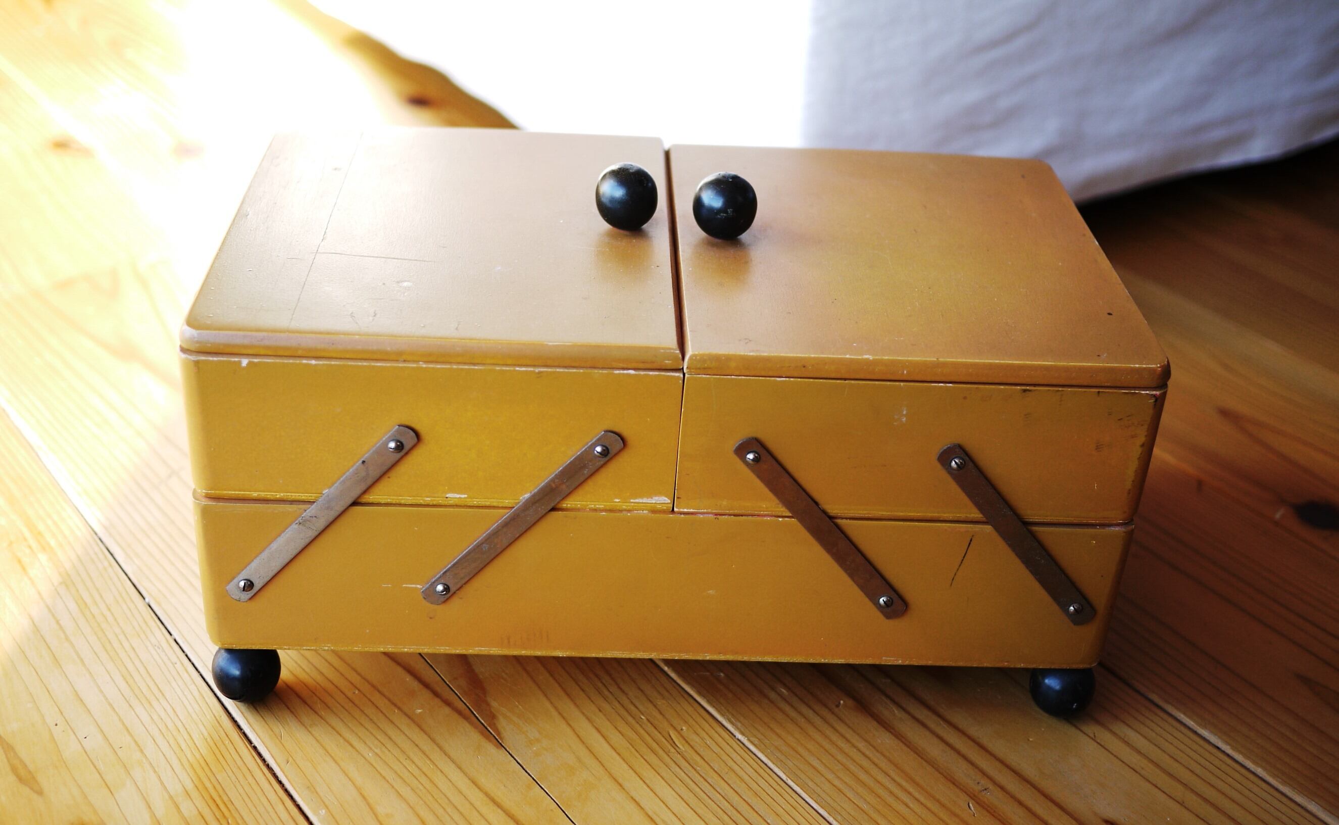 ヴィンテージ 木製 古いソーイングボックス 裁縫箱