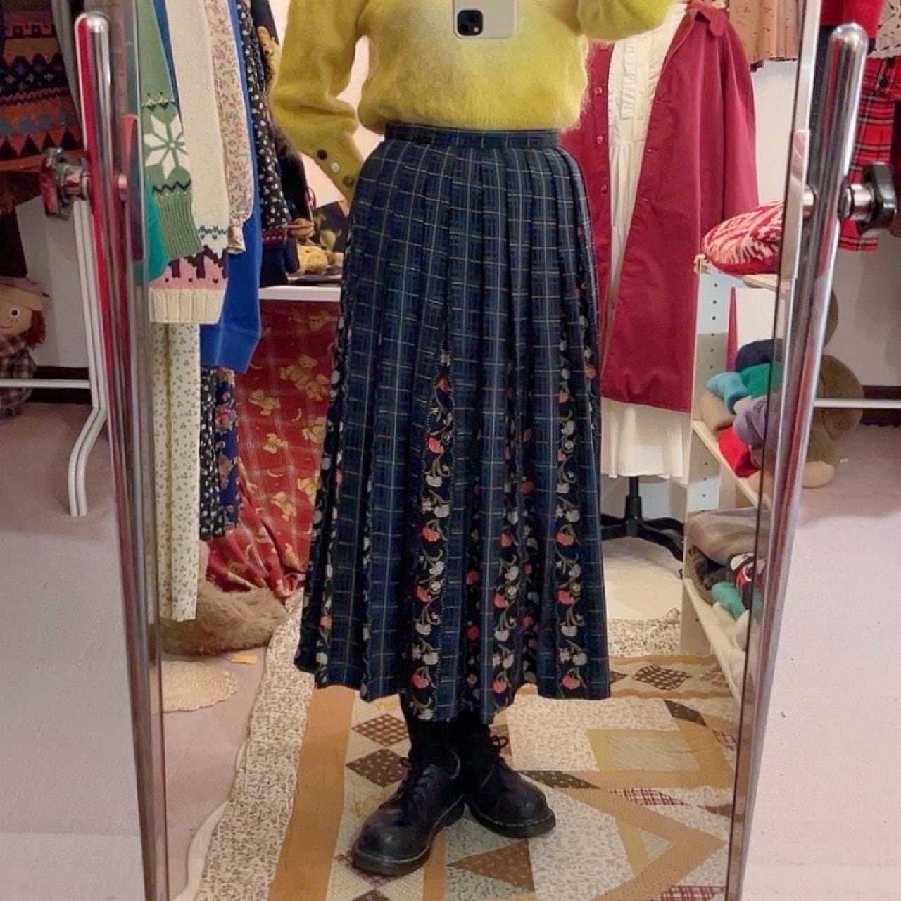 blue check flower tuck skirt