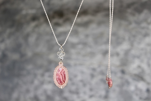 Rhodochrosite silver925 wirework micro macrame pendant