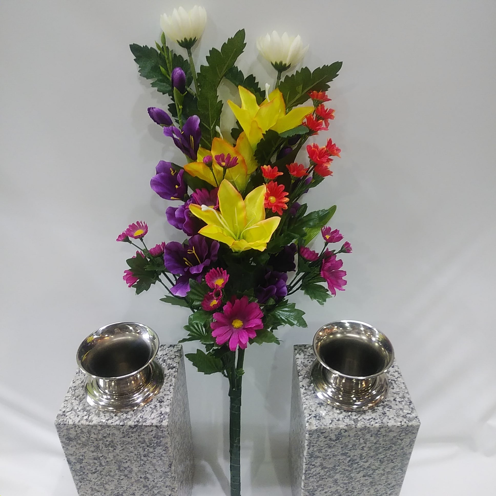 お墓用造花（左右1対セット）【そわ花】H016 | SOWAKA Flower