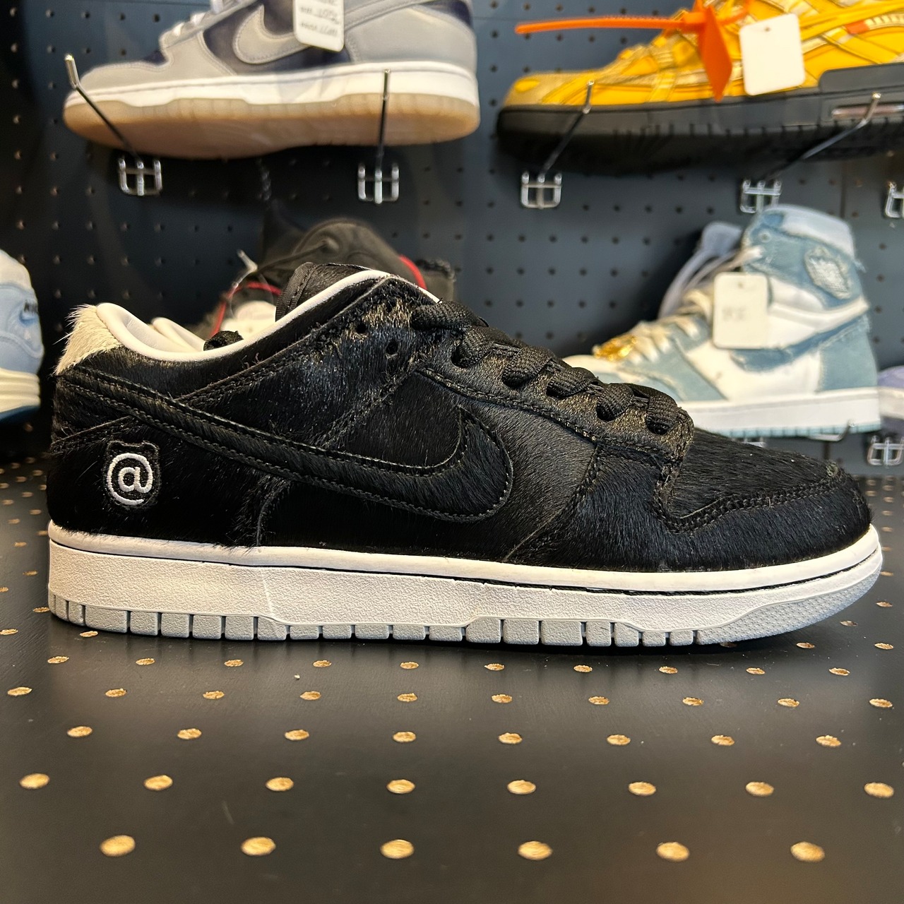 MEDICOM TOY × Nike SB Dunk Low OG QS "BE@RBRICK" US9/27cm