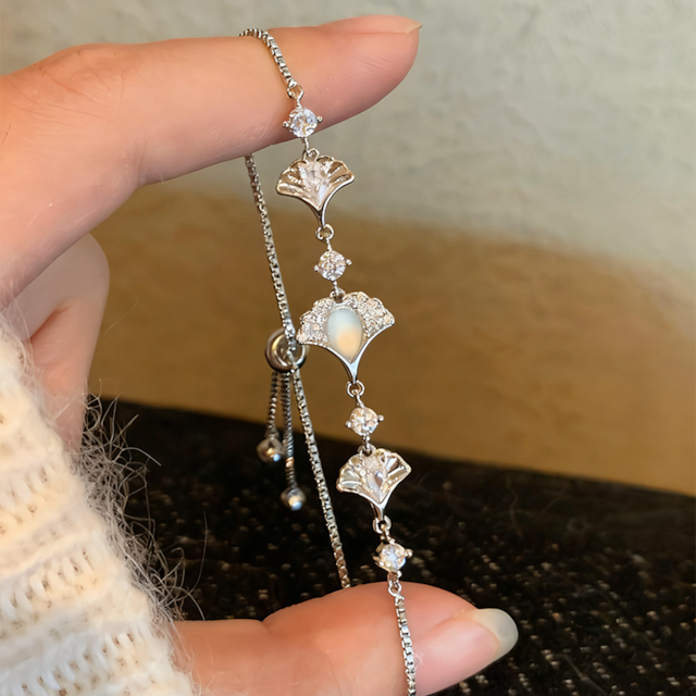 3FAN銀杏のしずくブレスレット