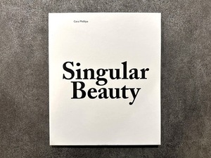 【VA738】Singular Beauty / Cara Phillips
