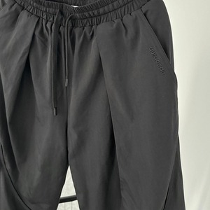 裏起毛グレービックシルエットパンツ　1097